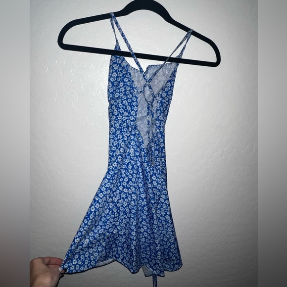 Floral Dress - Picture 4 of 5